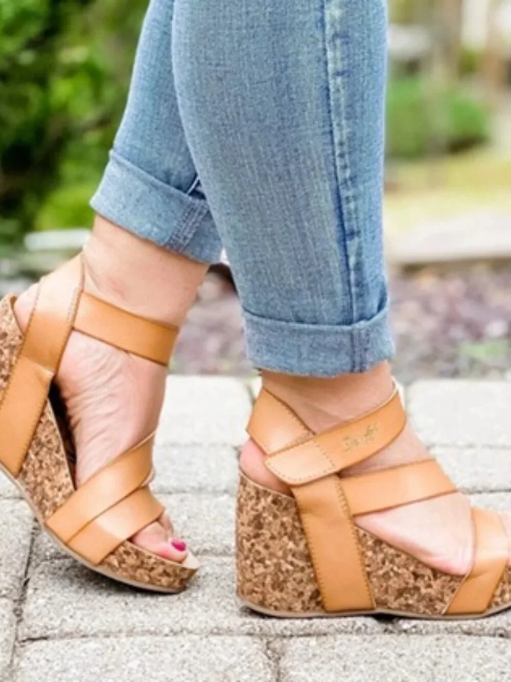 Blowfish Malibu Hapuku Tan Cork Wedges Sandals Strappy EUC | Size 8